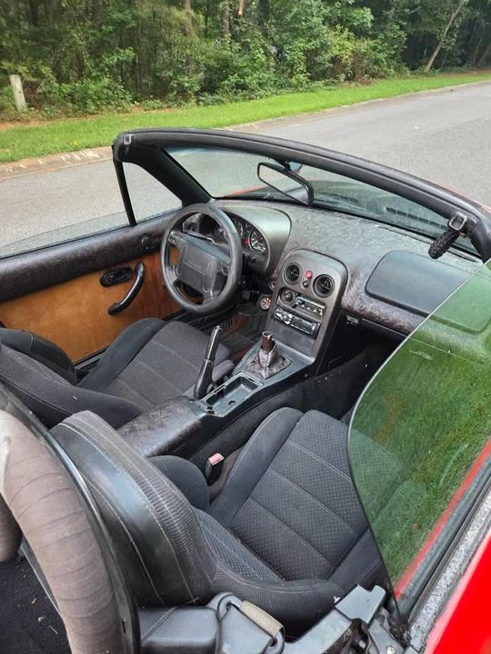 1994 Mazda NA MX-5 Miata - Image 9 of 13