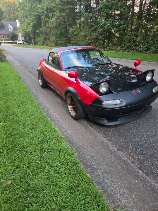 1994 Mazda NA MX-5 Miata - Image 6 of 13