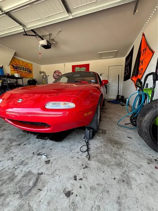 1994 Mazda NA MX-5 Miata - Image 4 of 11