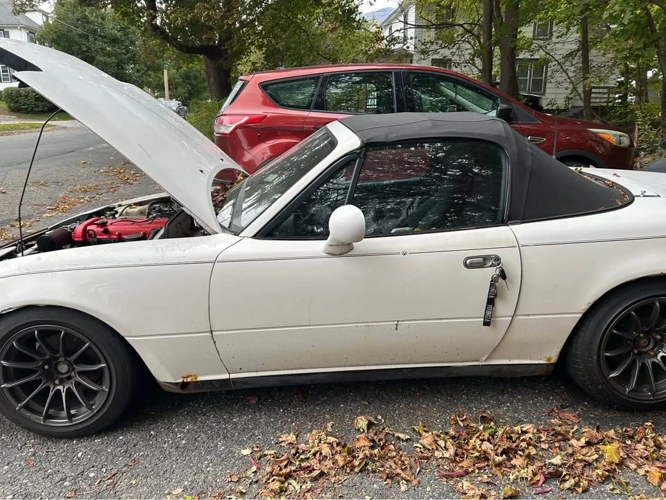 1994 Mazda NA MX-5 Miata - Image 8 of 11