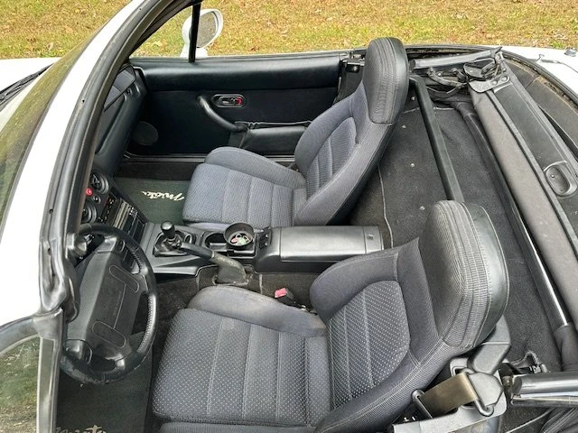 1994 Mazda NA MX-5 Miata - Image 12 of 18