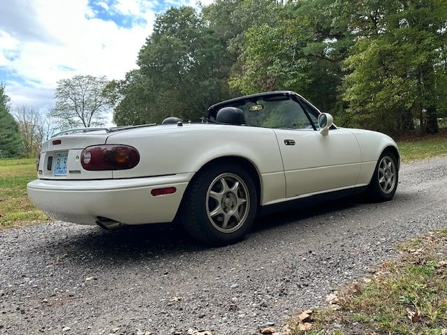 1994 Mazda NA MX-5 Miata - Image 4 of 18