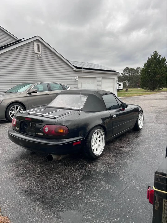 1994 Mazda NA MX-5 Miata - Image 4 of 9