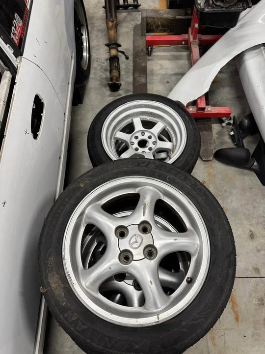 1994 Mazda NA MX-5 Miata - Image 2 of 10