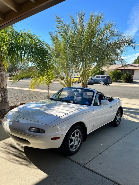 1994 Mazda NA MX-5 Miata - Image 2 of 10