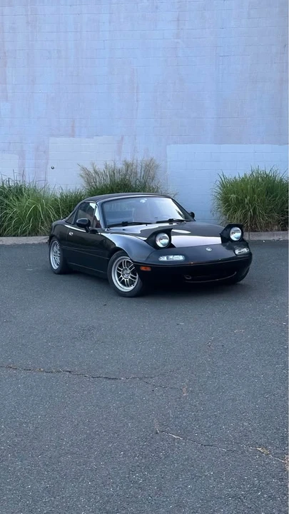 1994 Mazda NA MX-5 Miata - Image 2 of 9