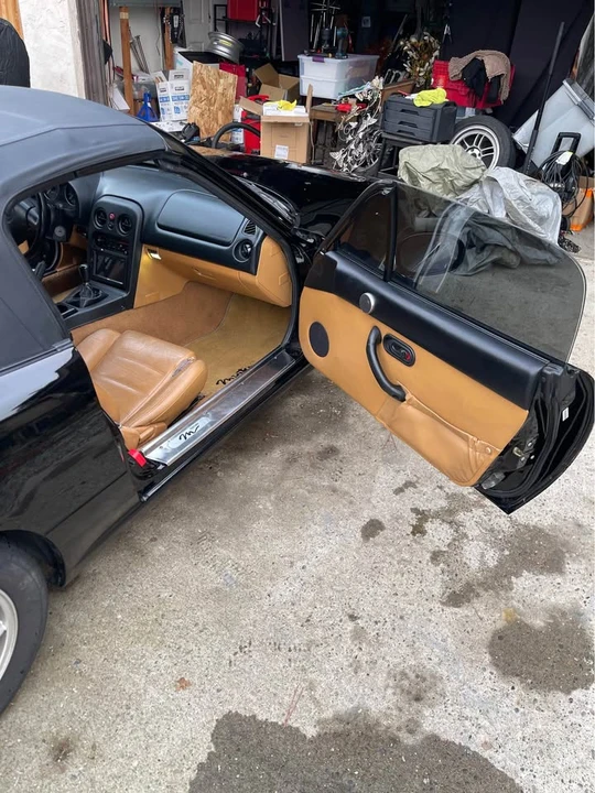 1994 Mazda NA MX-5 Miata - Image 3 of 16