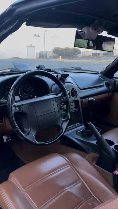 1994 Mazda NA MX-5 Miata - Image 5 of 9