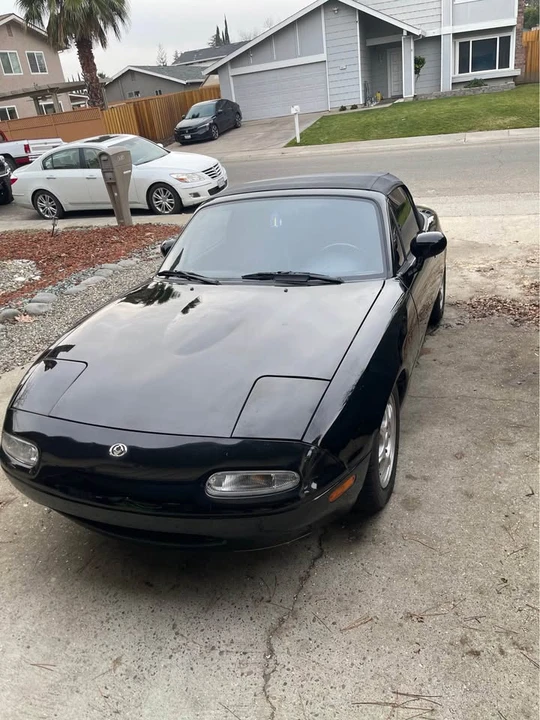 1994 Mazda NA MX-5 Miata - Image 2 of 16