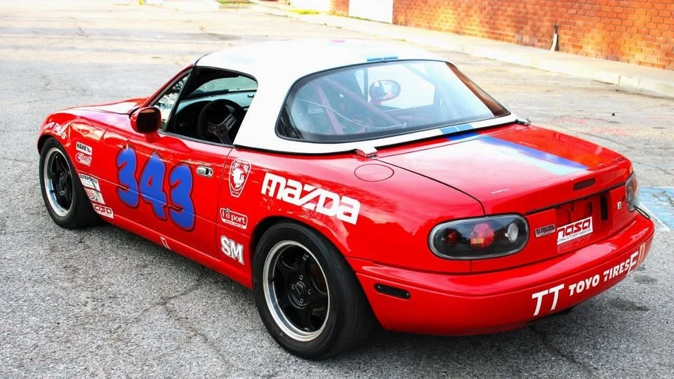 1994 Mazda NA MX-5 Miata - Image 6 of 20