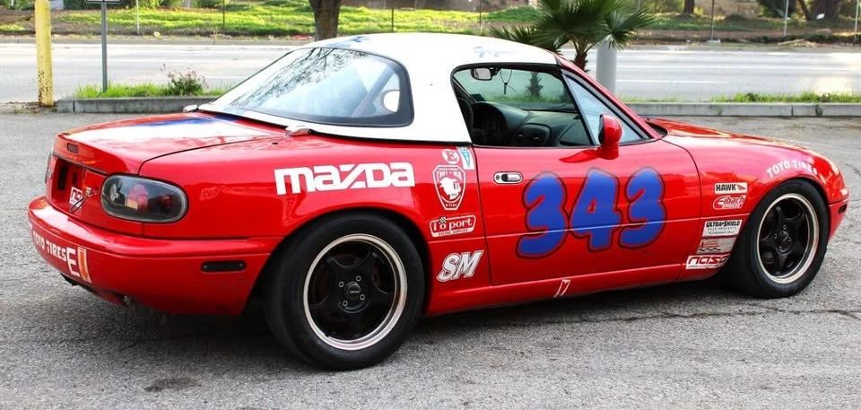 1994 Mazda NA MX-5 Miata - Image 17 of 20