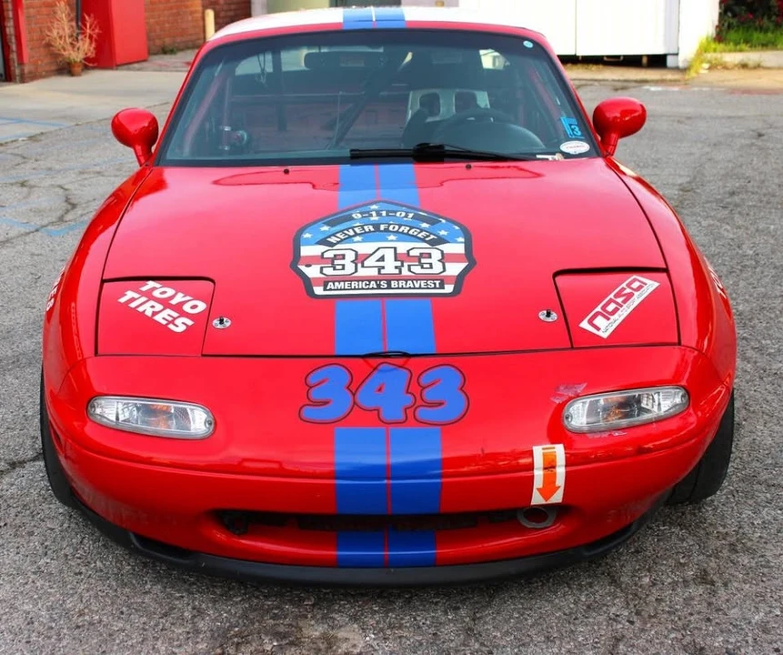 1994 Mazda NA MX-5 Miata - Image 11 of 20