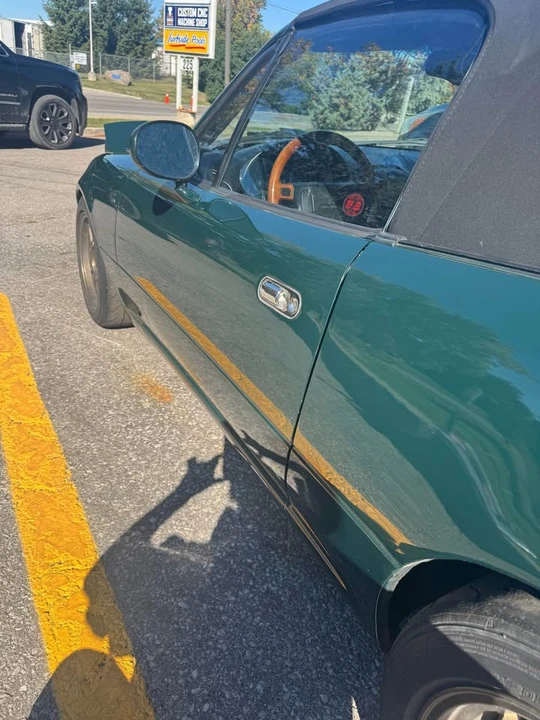 1994 Mazda NA MX-5 Miata - Image 9 of 15