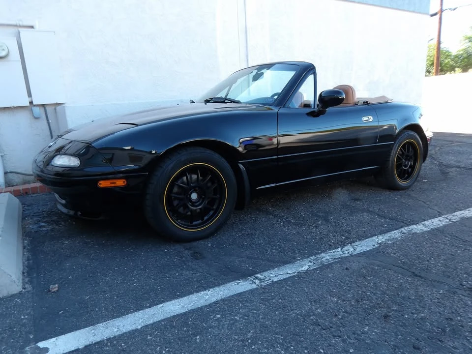 1994 Mazda NA MX-5 Miata - Image 2 of 12