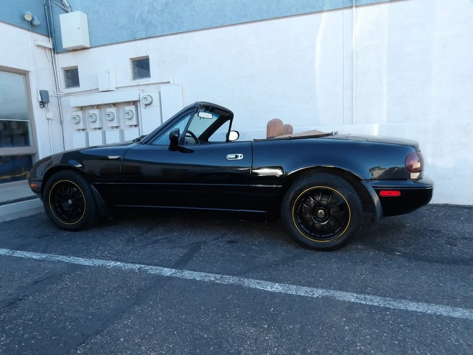 1994 Mazda NA MX-5 Miata - Image 7 of 12