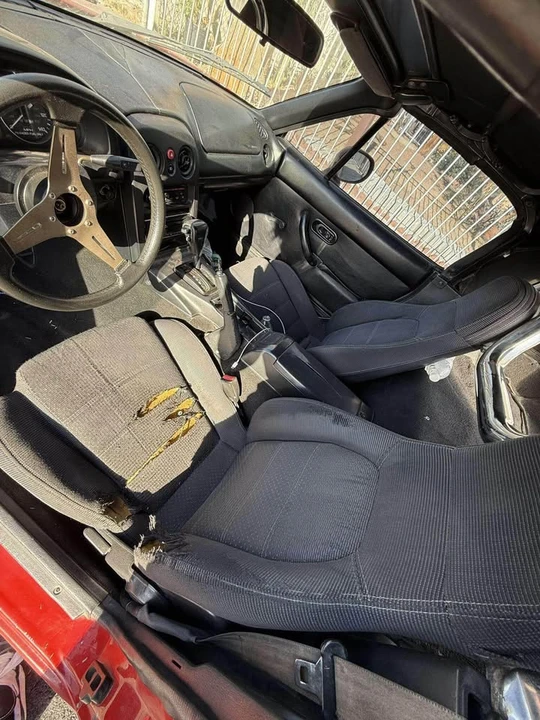 1994 Mazda NA MX-5 Miata - Image 6 of 7