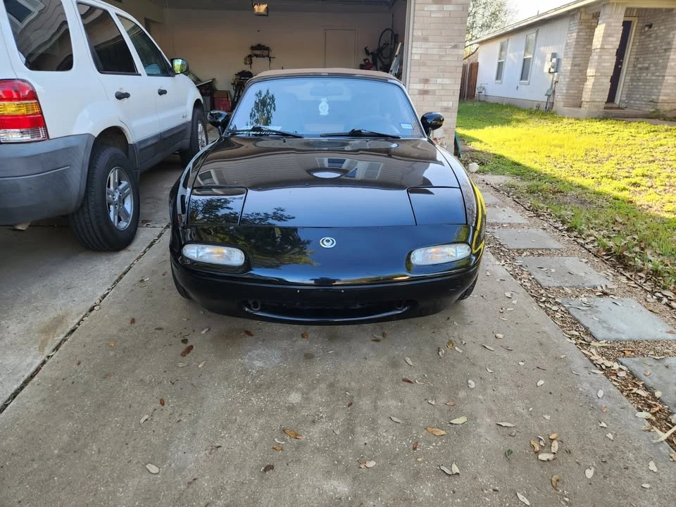1994 Mazda NA MX-5 Miata - Image 2 of 12
