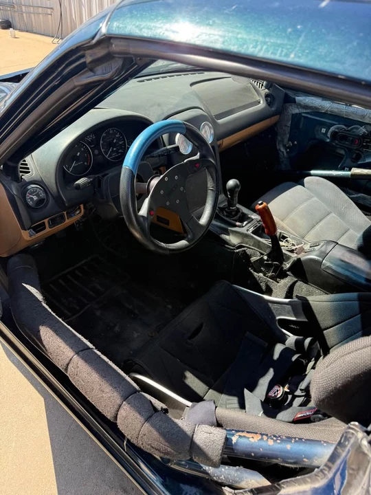 1994 Mazda NA MX-5 Miata - Image 9 of 12