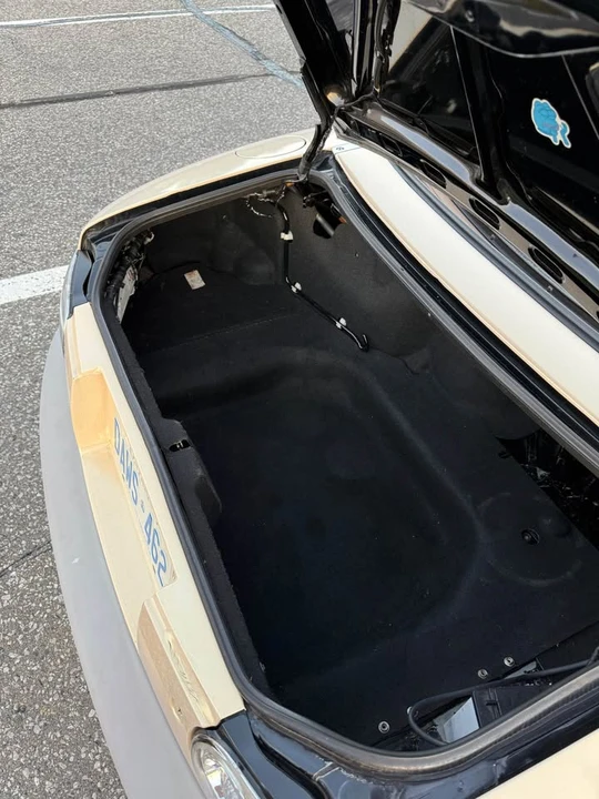 1994 Mazda NA MX-5 Miata - Image 9 of 9