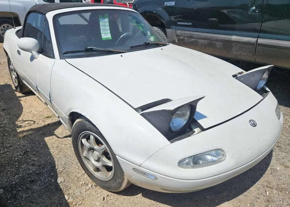 1994 Mazda NA MX-5 Miata - Image 2 of 5