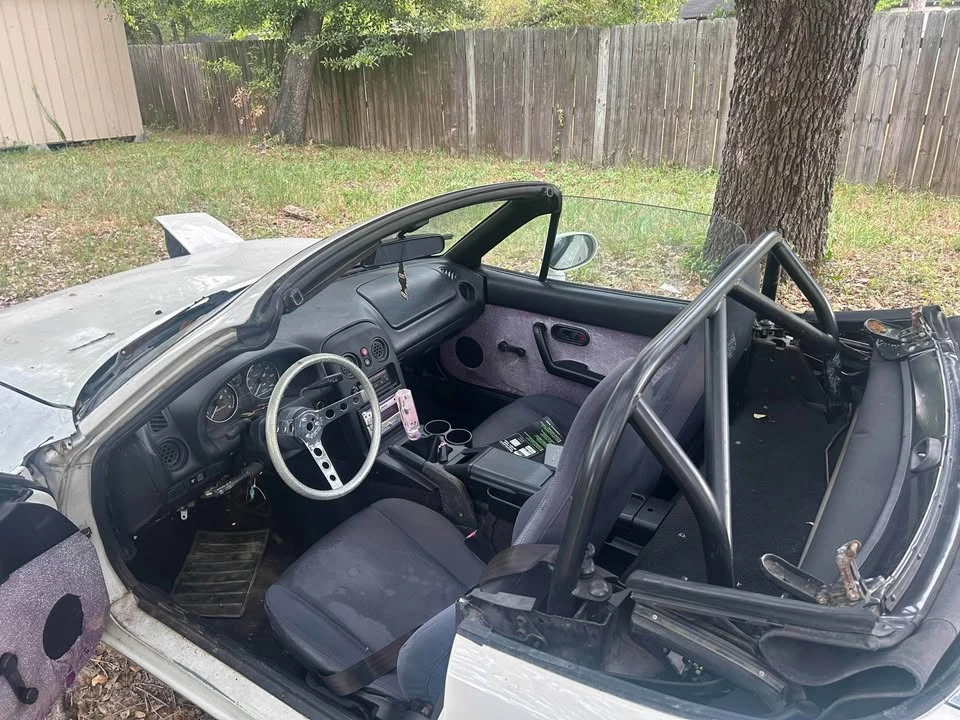 1994 Mazda NA MX-5 Miata - Image 5 of 5