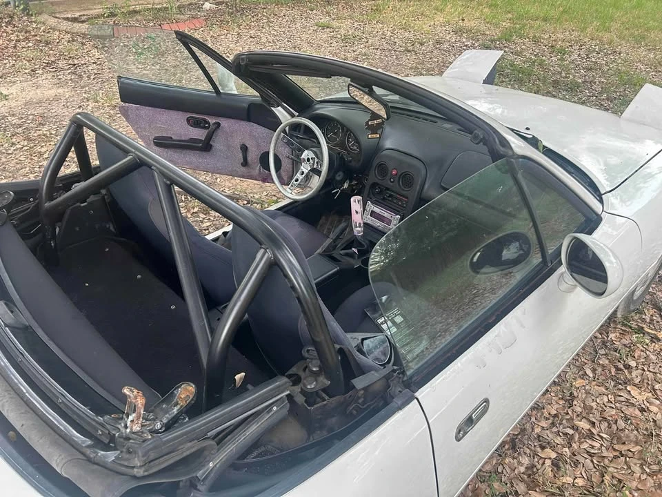 1994 Mazda NA MX-5 Miata - Image 4 of 5