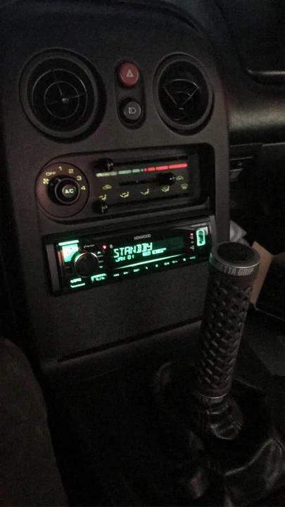 1994 Mazda NA MX-5 Miata - Image 18 of 20