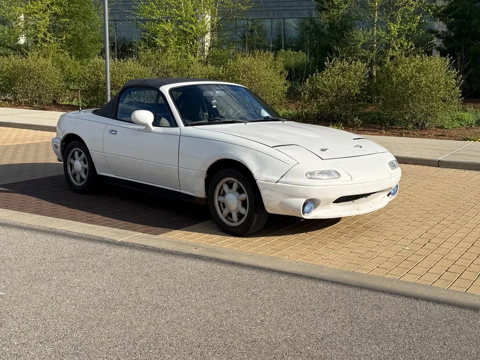 1994 Mazda NA MX-5 Miata - Image 3 of 9