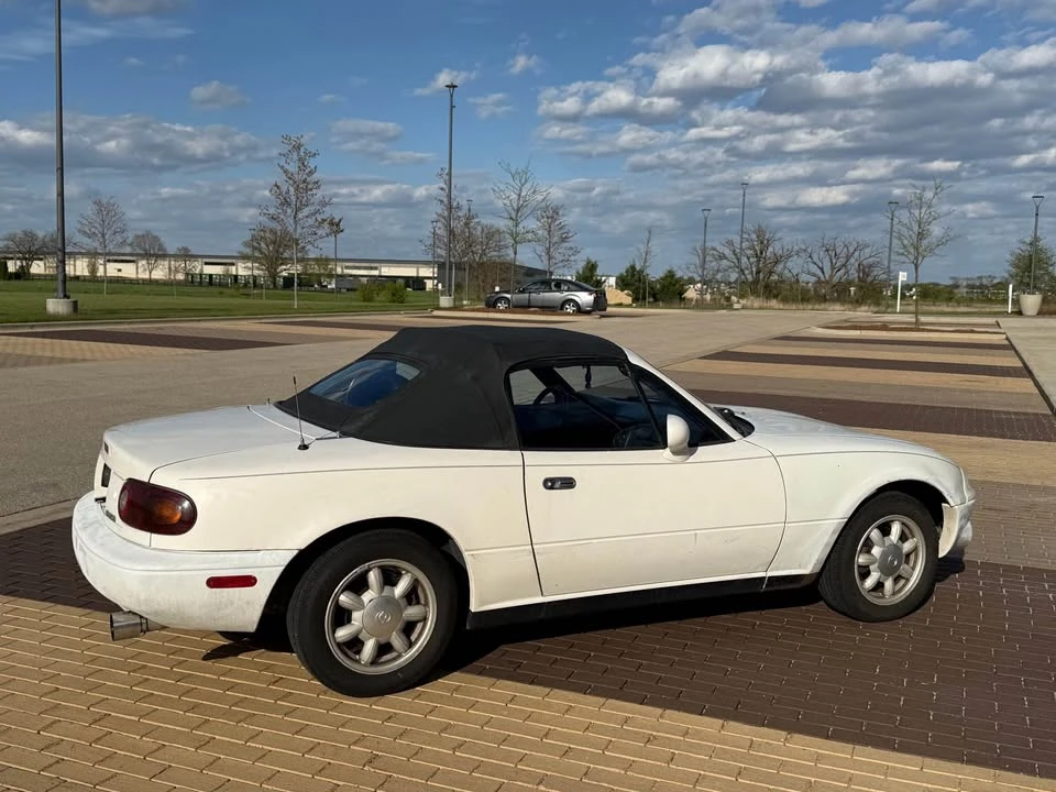 1994 Mazda NA MX-5 Miata - Image 2 of 9