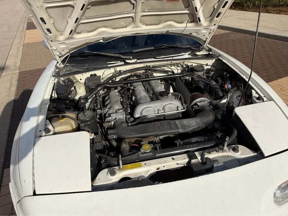1994 Mazda NA MX-5 Miata - Image 9 of 9