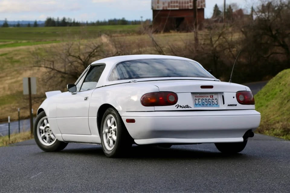 1994 Mazda NA MX-5 Miata - Image 2 of 17