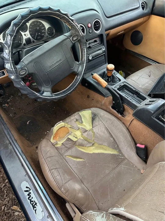 1994 Mazda NA MX-5 Miata - Image 6 of 6