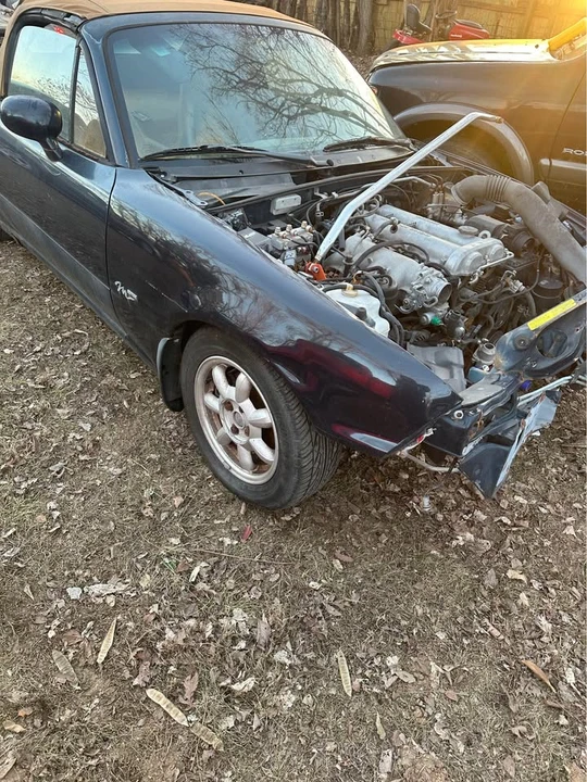 1994 Mazda NA MX-5 Miata - Image 4 of 6