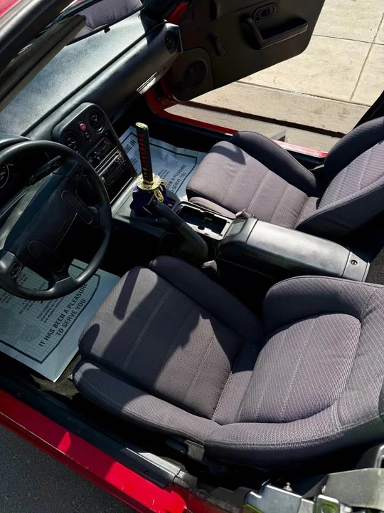 1994 Mazda NA MX-5 Miata - Image 2 of 10