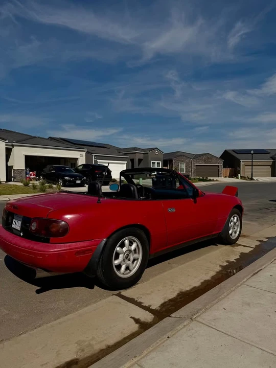 1994 Mazda NA MX-5 Miata - Image 8 of 10