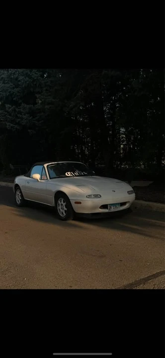 1994 Mazda NA MX-5 Miata - Image 4 of 6