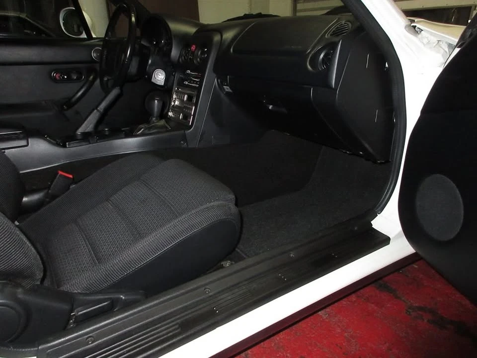 1994 Mazda NA MX-5 Miata - Image 13 of 20