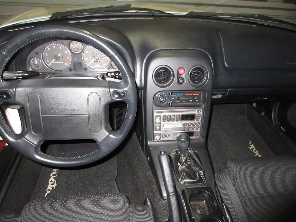 1994 Mazda NA MX-5 Miata - Image 12 of 20