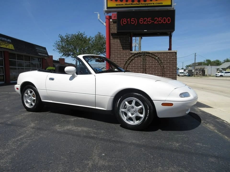 1994 Mazda NA MX-5 Miata - Image 2 of 20