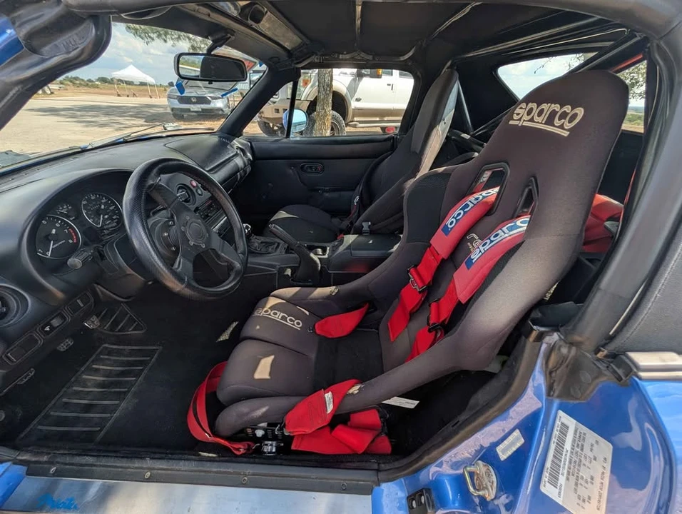 1994 Mazda NA MX-5 Miata - Image 8 of 9