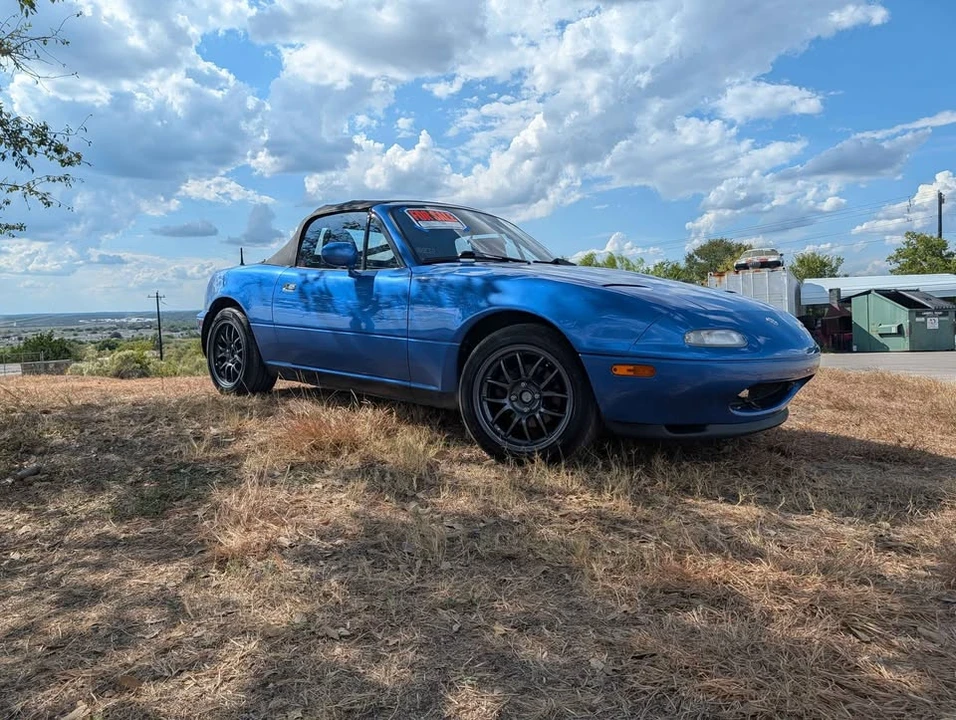 1994 Mazda NA MX-5 Miata - Image 4 of 9