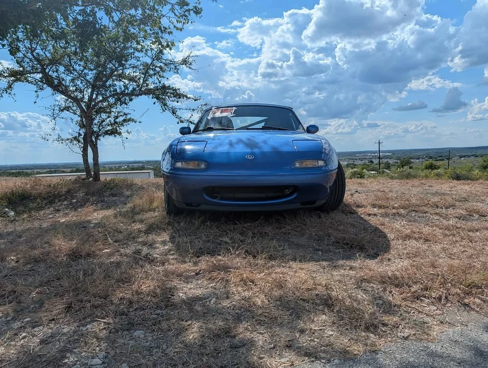 1994 Mazda NA MX-5 Miata - Image 5 of 9