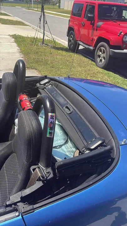 1994 Mazda NA MX-5 Miata - Image 8 of 13