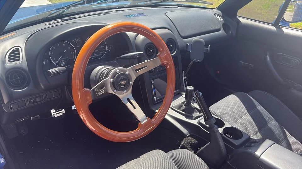 1994 Mazda NA MX-5 Miata - Image 7 of 13
