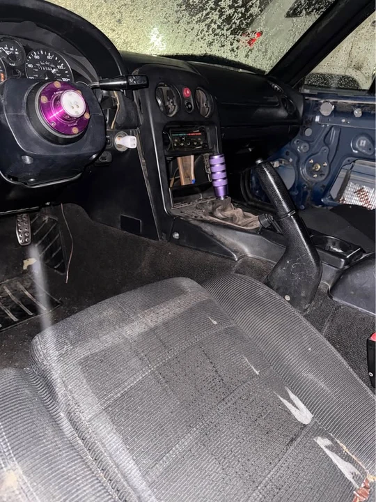 1994 Mazda NA MX-5 Miata - Image 11 of 12