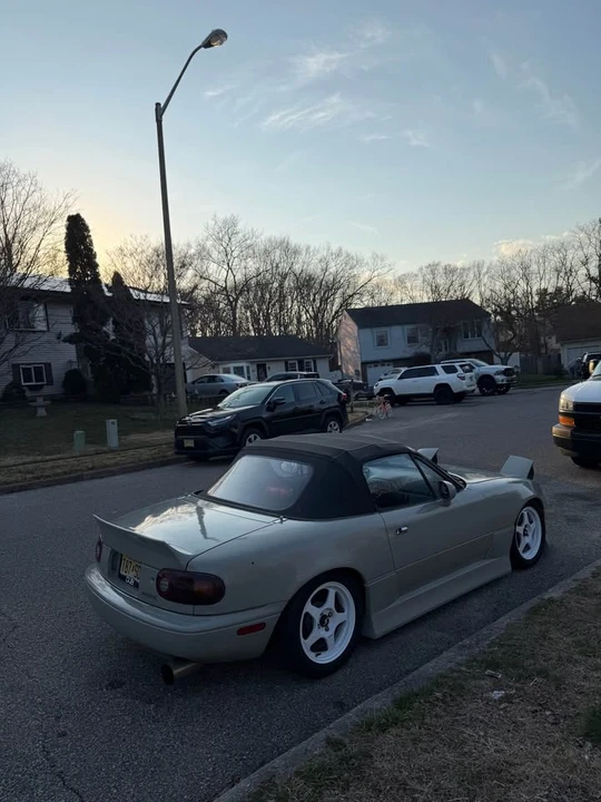1994 Mazda NA MX-5 Miata - Image 3 of 13