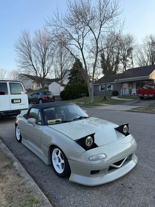 1994 Mazda NA MX-5 Miata - Image 2 of 13