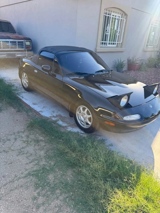 1994 Mazda NA MX-5 Miata - Image 3 of 8