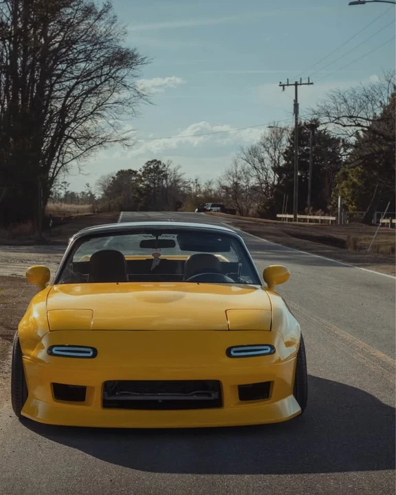 1994 Mazda NA MX-5 Miata - Image 6 of 7