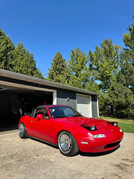1994 Mazda NA MX-5 Miata - Image 2 of 4